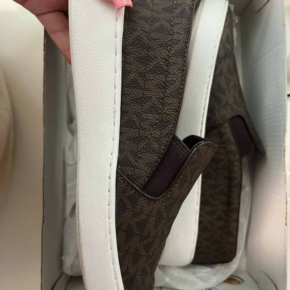 Michael kors slip on - Picture 4 of 4